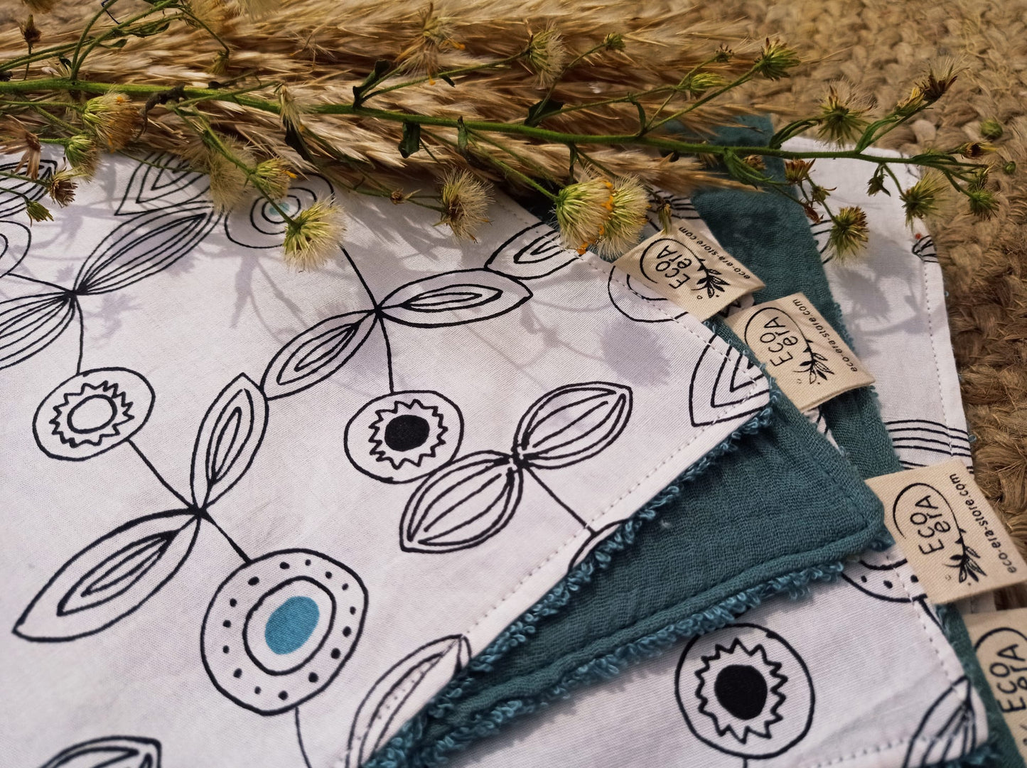 Eco Era wipes - Tendrils green